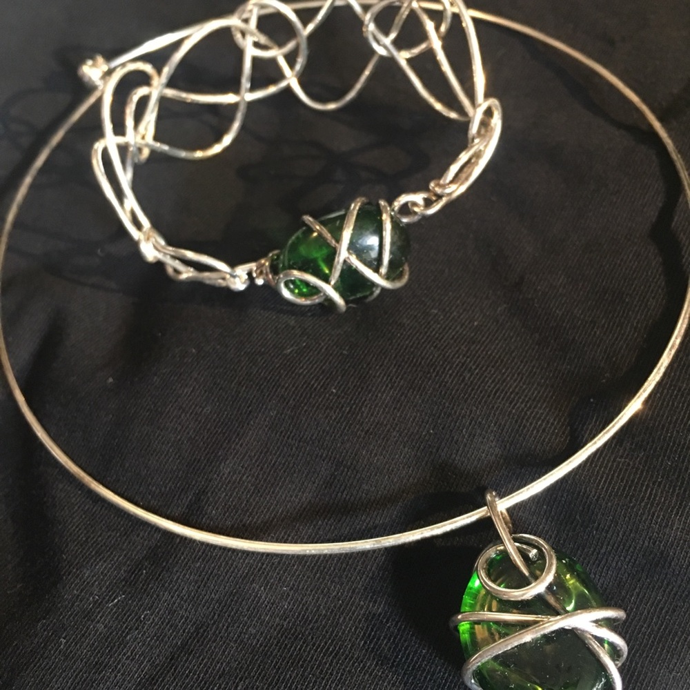 Venetian necklace & bracelet- silver wire w glass